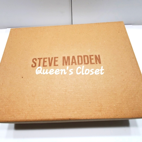 Steve Madden | Idelle Studded Leather Heeled Sandal- 💥BRAND NEW - Picture 2 of 7